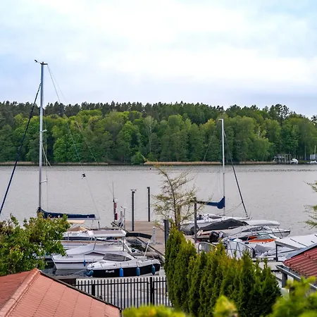 Zeglarza Przy Promenadzie, アパート Mikołajki