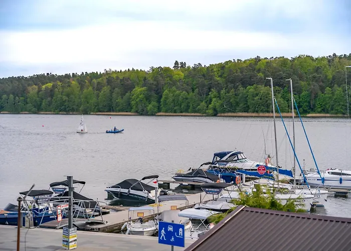 żeglarza Przy Promenadzie, Mikołajki